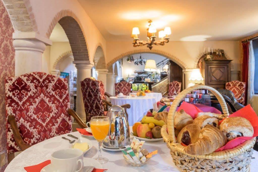 Hostellerie Sarrasine - Macon Est Replonges Екстериор снимка